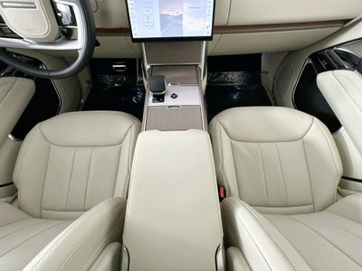 2026 Land Rover Range Rover Plug-In Hybrid SE