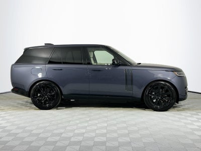 2026 Land Rover Range Rover Plug-In Hybrid SE
