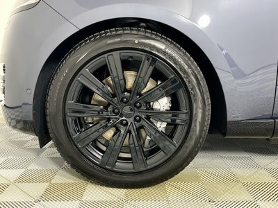 2026 Land Rover Range Rover Plug-In Hybrid SE