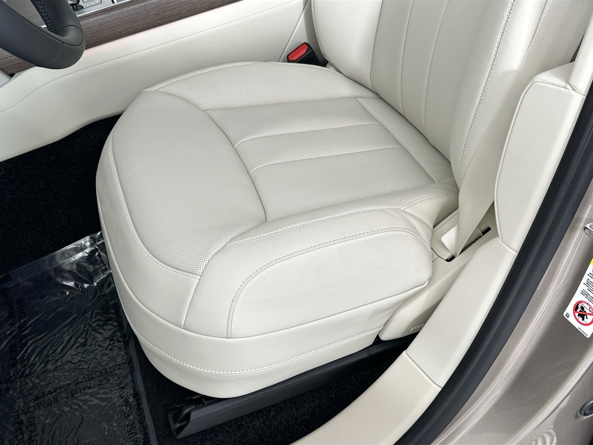 2026 Land Rover Range Rover Plug-In Hybrid SE