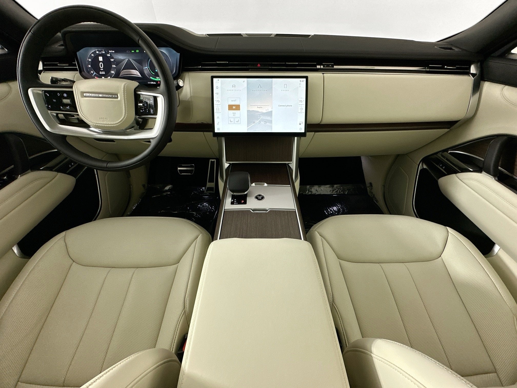 2026 Land Rover Range Rover Plug-In Hybrid SE