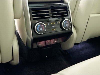 2026 Land Rover Range Rover Plug-In Hybrid SE