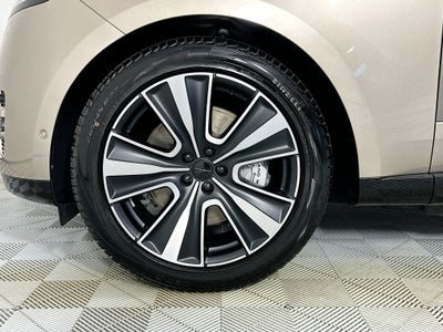 2026 Land Rover Range Rover Plug-In Hybrid SE