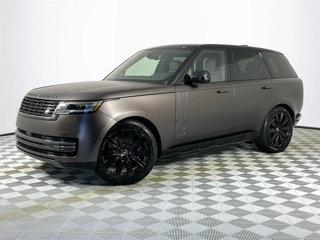 2025 Land Rover Range Rover Plug-In Hybrid SE