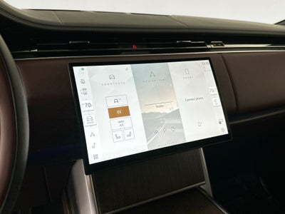 2025 Land Rover Range Rover Plug-In Hybrid SE