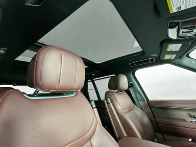 2025 Land Rover Range Rover Plug-In Hybrid SE