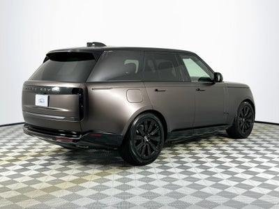 2025 Land Rover Range Rover Plug-In Hybrid SE