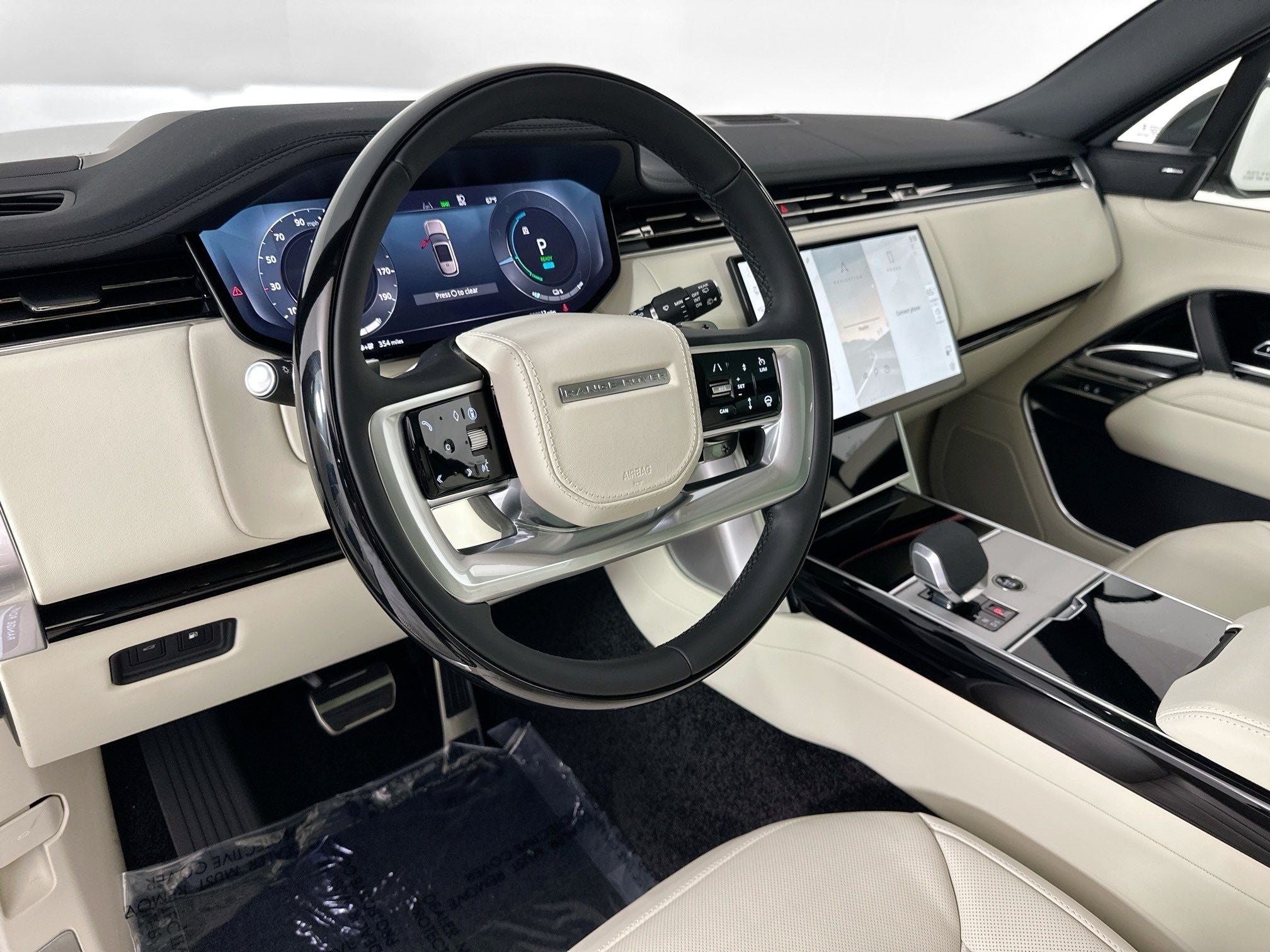 2026 Land Rover Range Rover Plug-In Hybrid SE