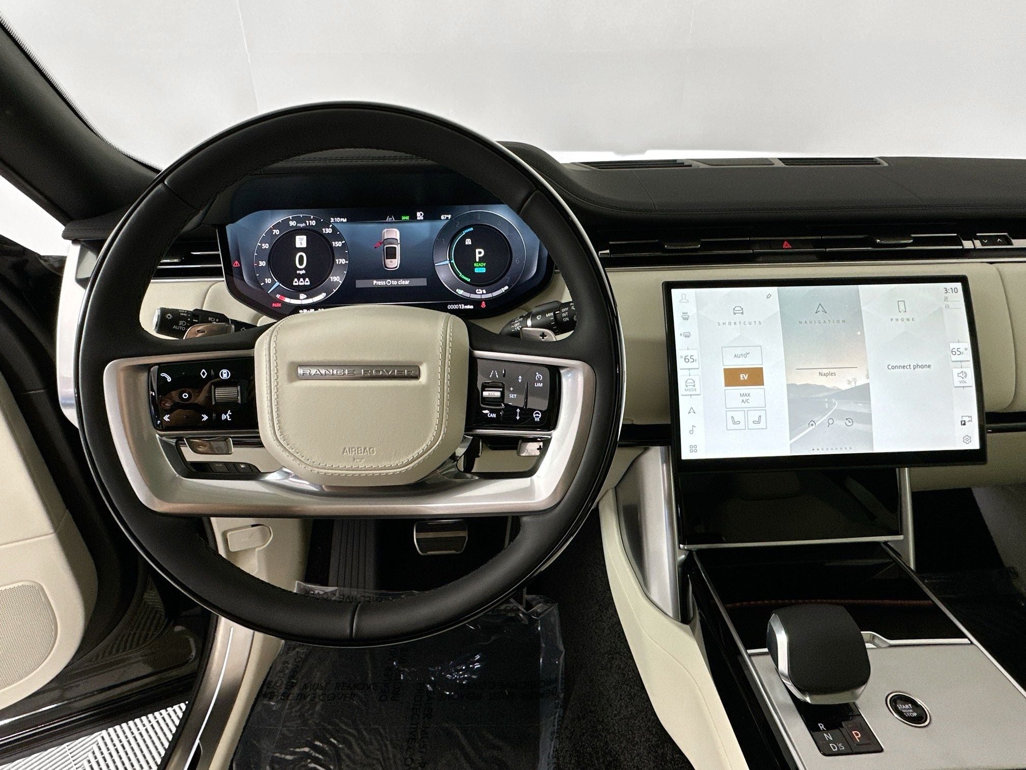2026 Land Rover Range Rover Plug-In Hybrid SE
