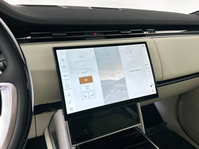 2026 Land Rover Range Rover Plug-In Hybrid SE