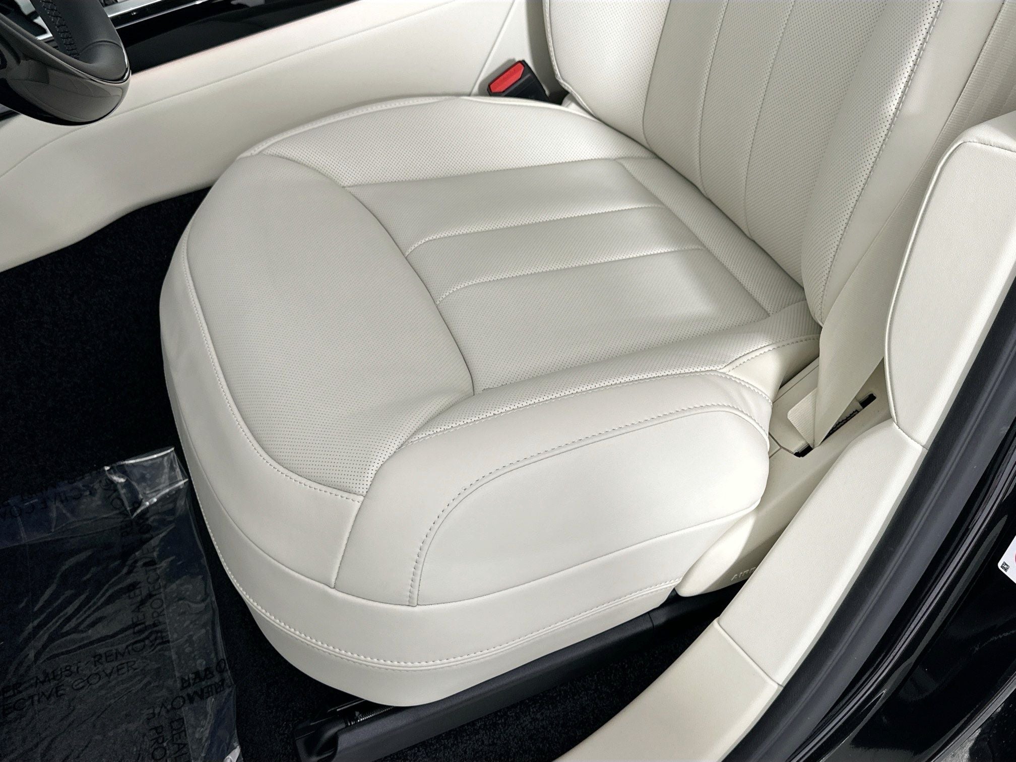 2026 Land Rover Range Rover Plug-In Hybrid SE