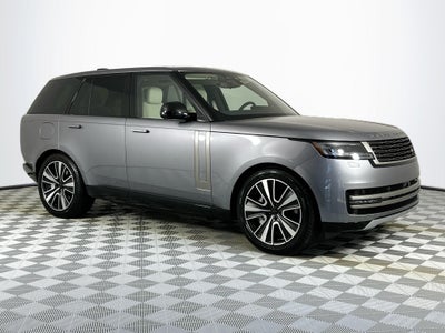 2026 Land Rover Range Rover Plug-In Hybrid SE