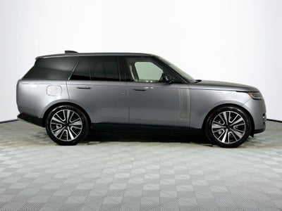 2026 Land Rover Range Rover Plug-In Hybrid SE