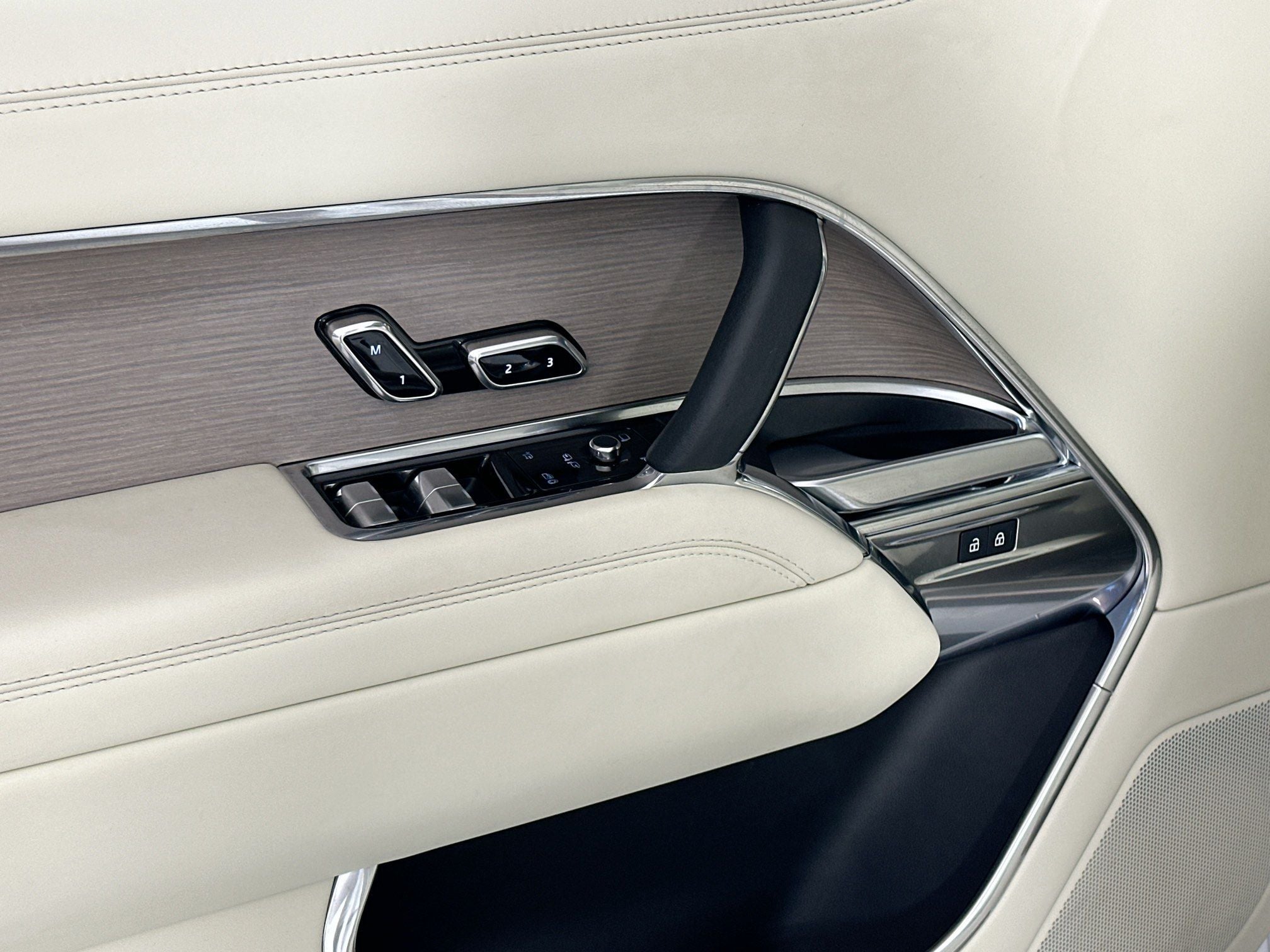 2024 Land Rover Range Rover SE