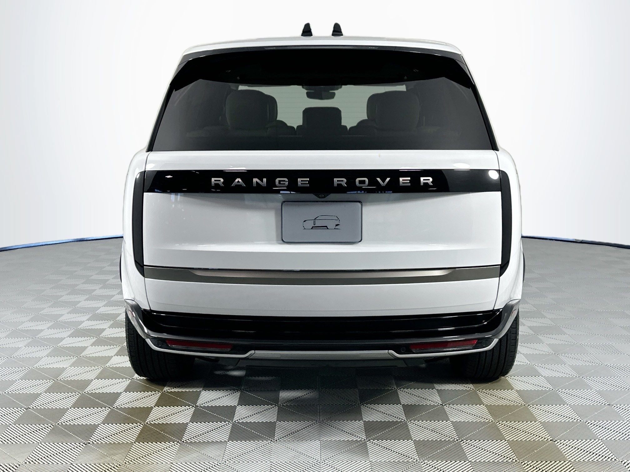 2024 Land Rover Range Rover SE