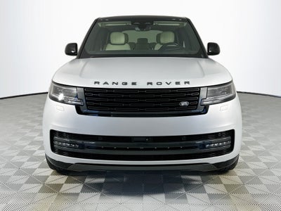 2025 Land Rover Range Rover SE