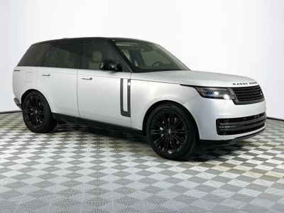 2025 Land Rover Range Rover SE