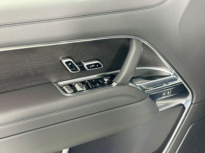 2026 Land Rover Range Rover SE