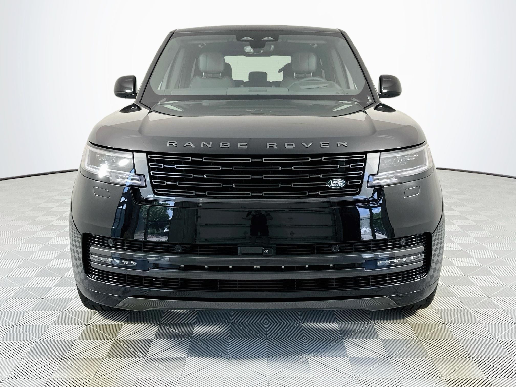 2026 Land Rover Range Rover SE