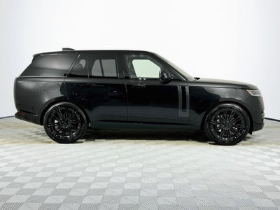 2026 Land Rover Range Rover SE