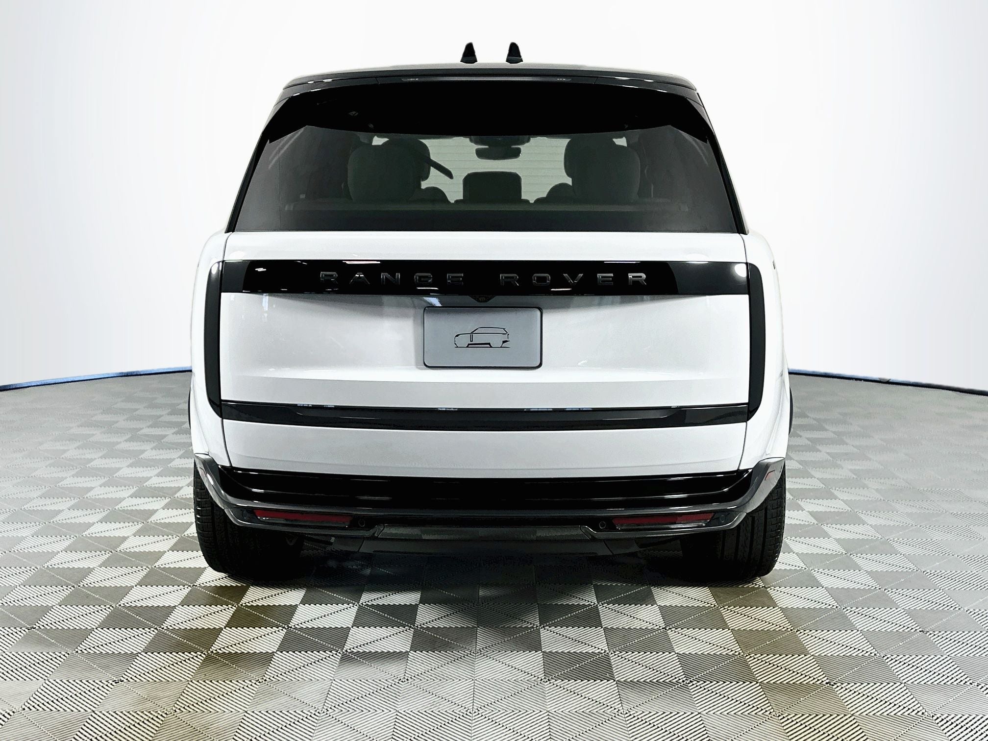 2027 Land Rover Range Rover SE