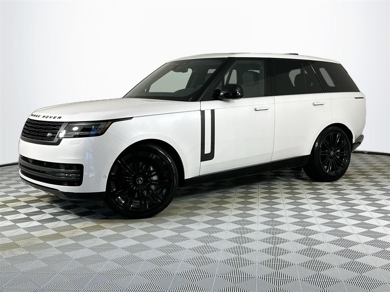 2024 Land Rover Range Rover 3.0 SE SWB's photo