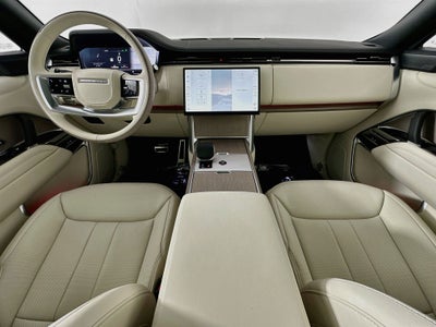 2026 Land Rover Range Rover SE