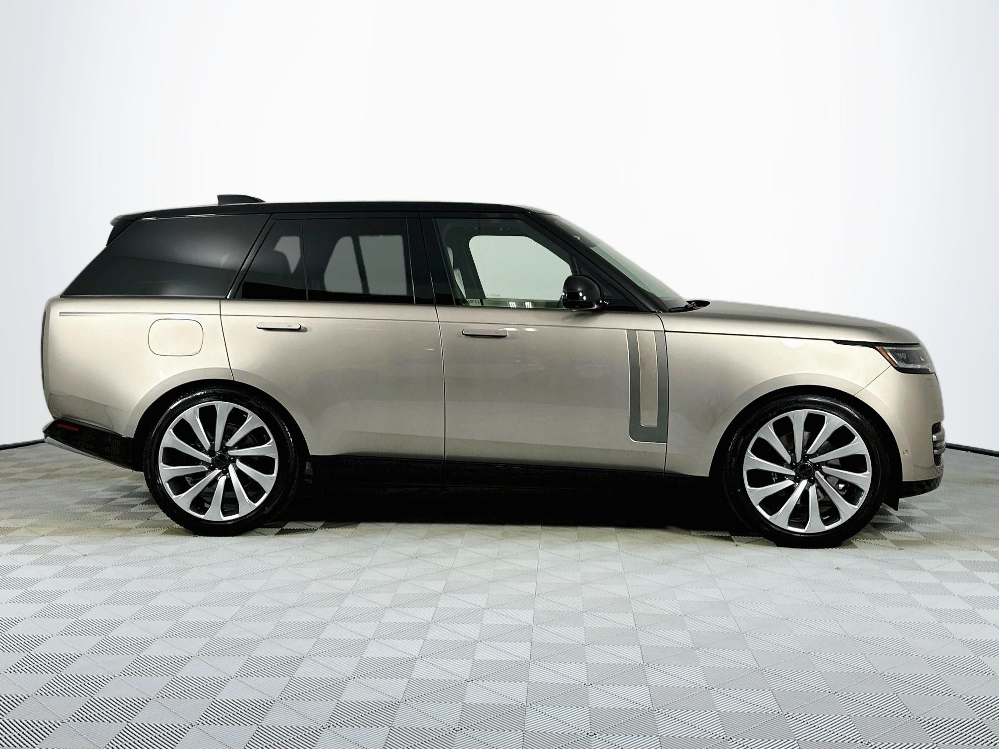 2026 Land Rover Range Rover SE