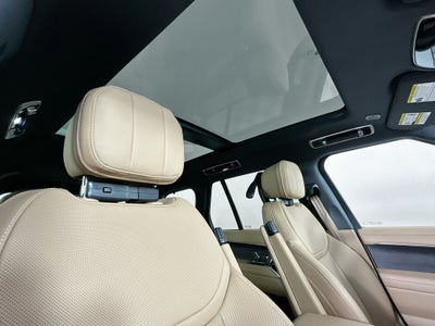 2026 Land Rover Range Rover SE