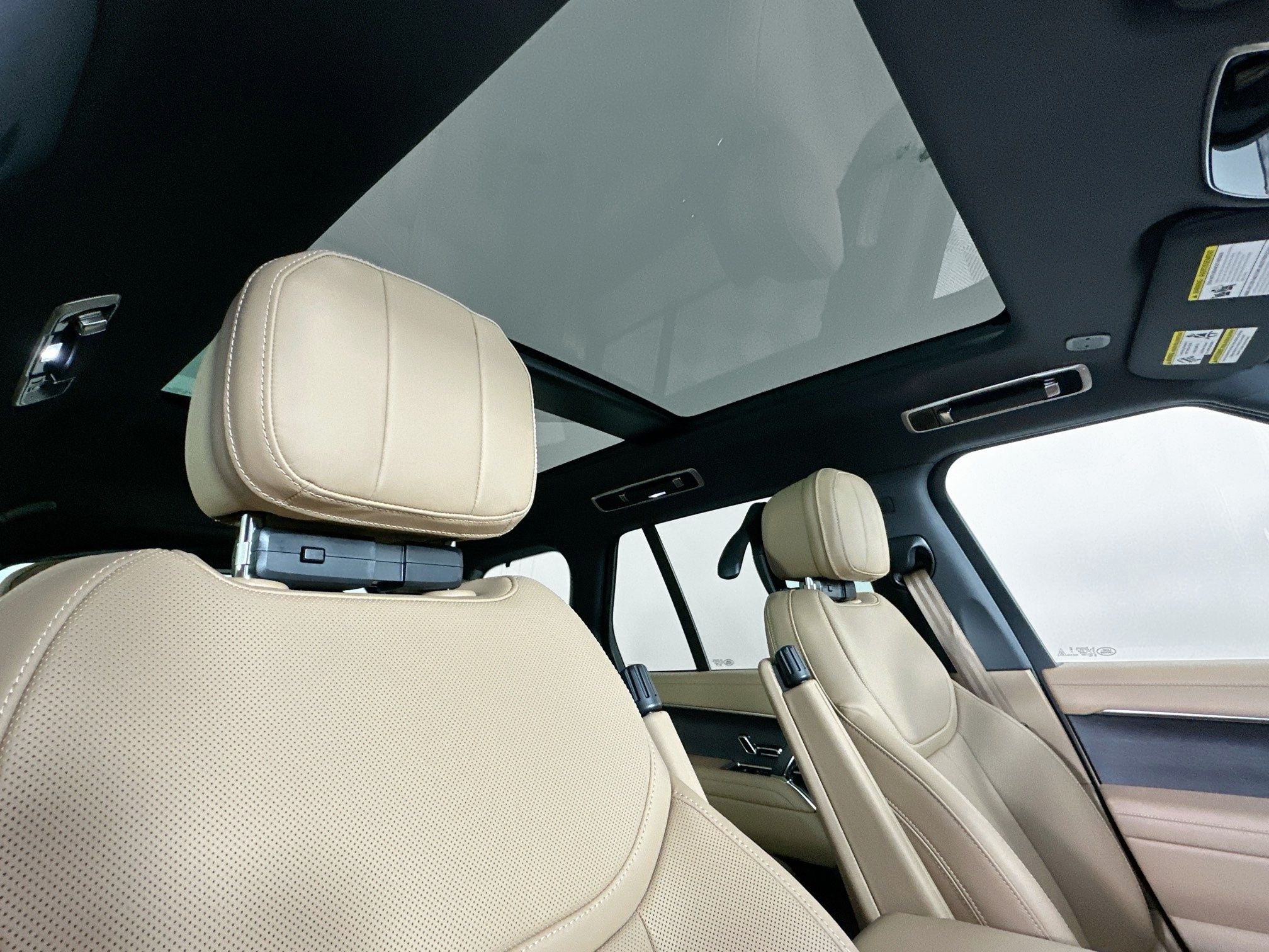 2026 Land Rover Range Rover SE