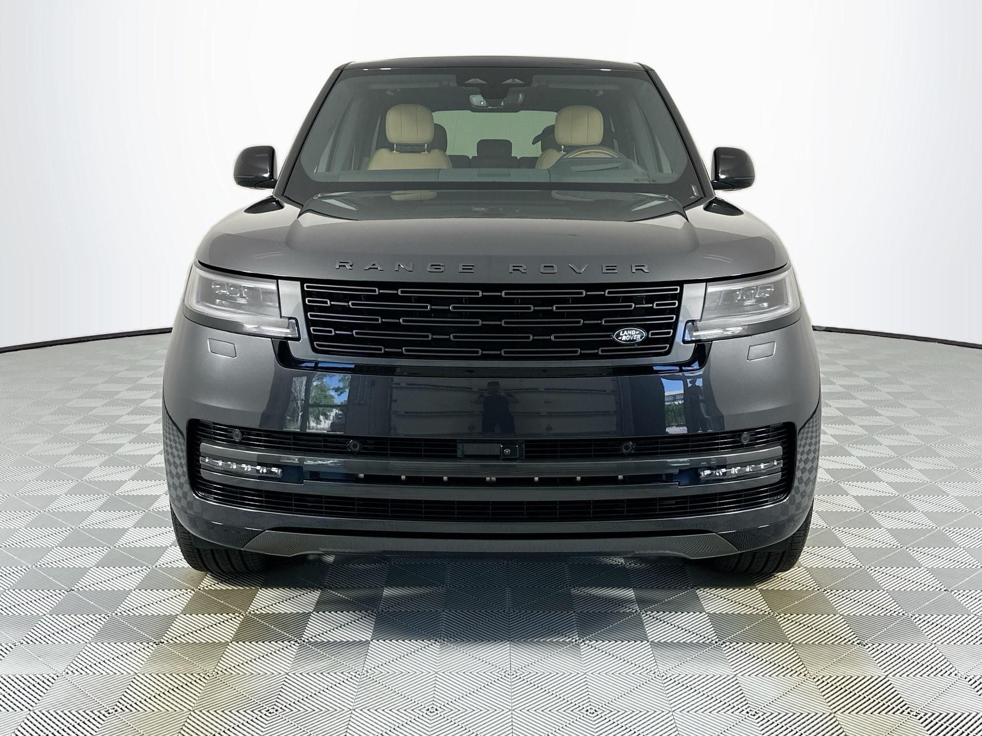 2026 Land Rover Range Rover SE
