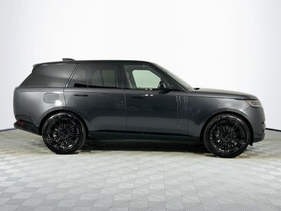 2026 Land Rover Range Rover SE