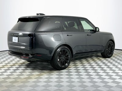 2026 Land Rover Range Rover SE