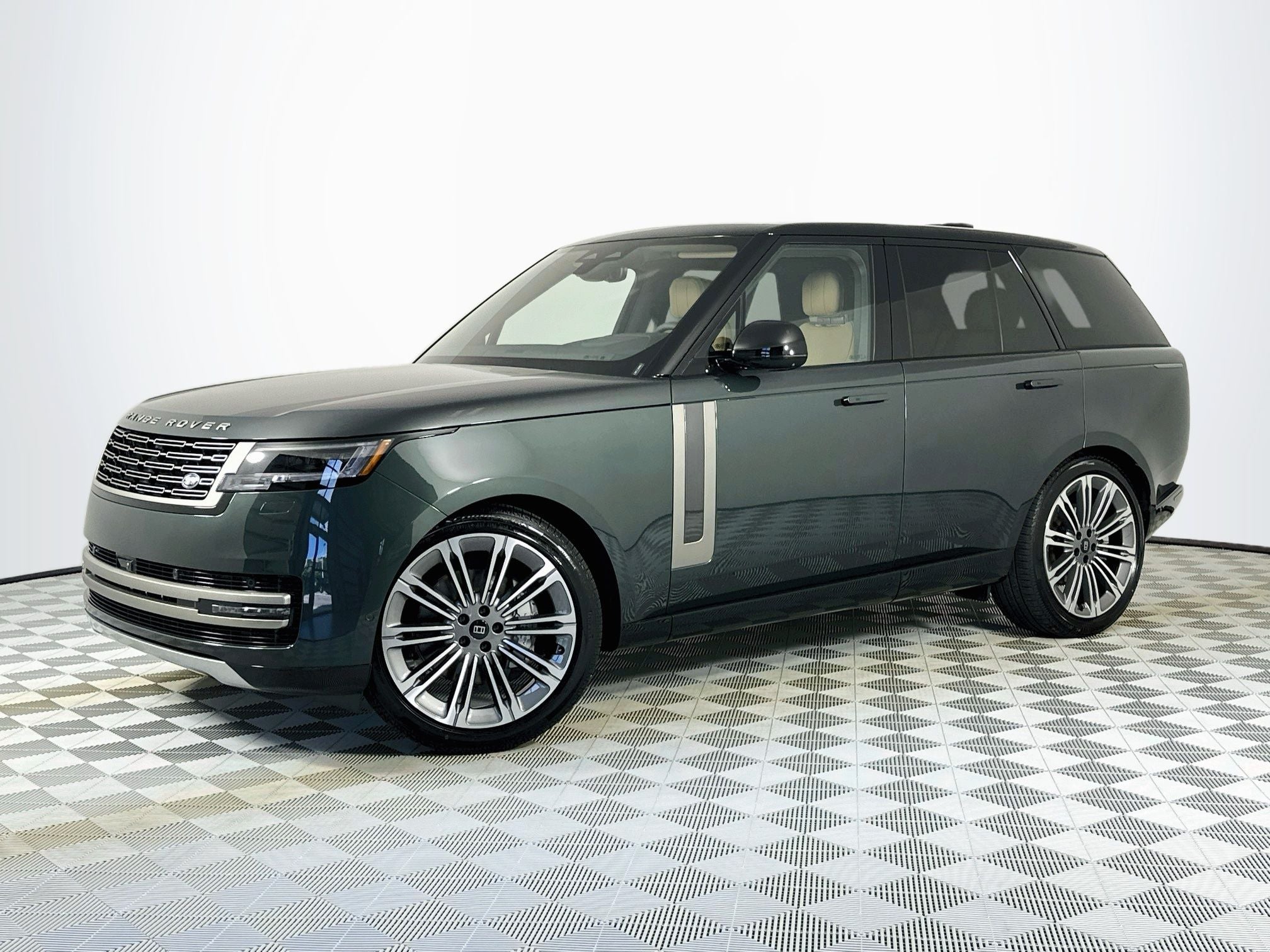 2027 Land Rover Range Rover SE