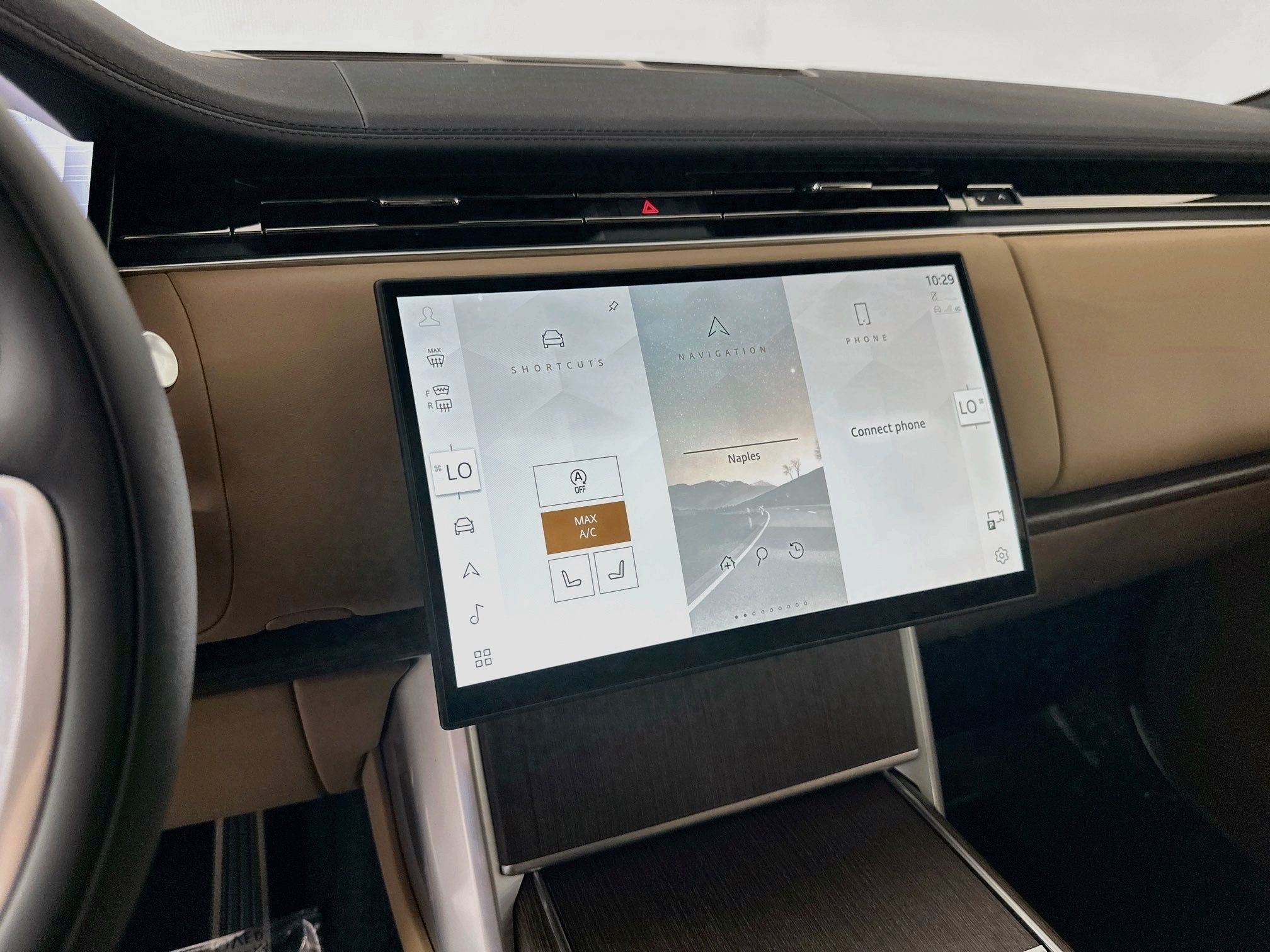 2027 Land Rover Range Rover SE