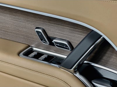 2027 Land Rover Range Rover SE