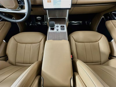 2027 Land Rover Range Rover SE