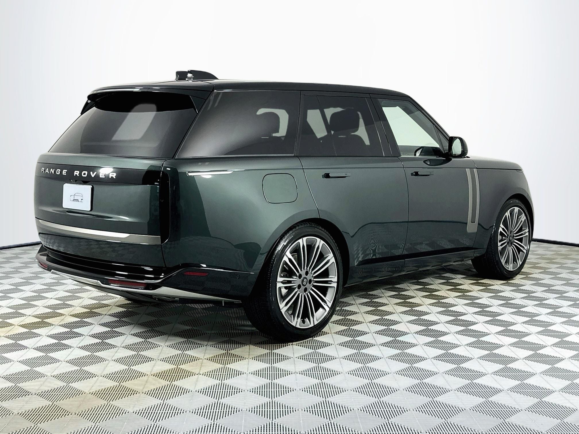 2027 Land Rover Range Rover SE