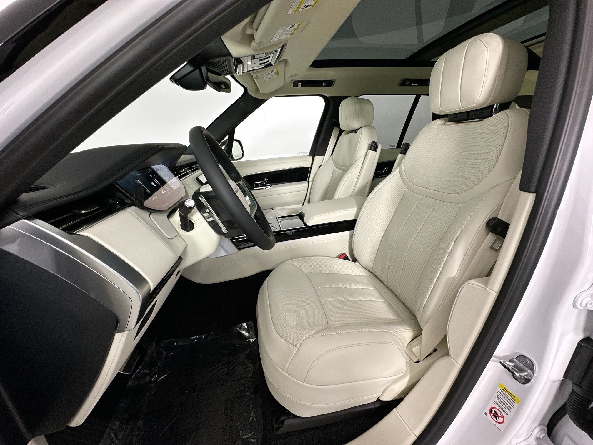 2026 Land Rover Range Rover SE