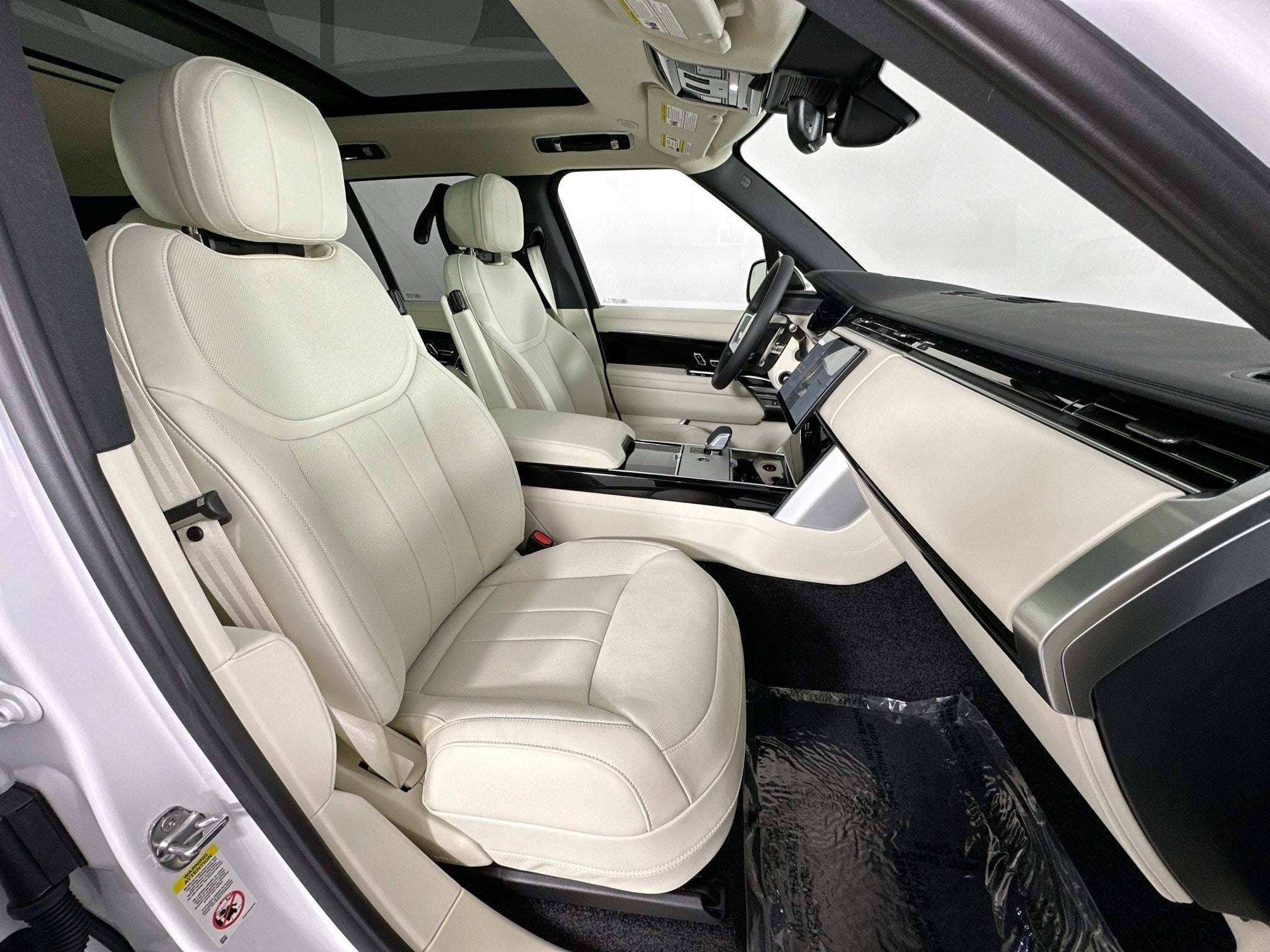 2026 Land Rover Range Rover SE