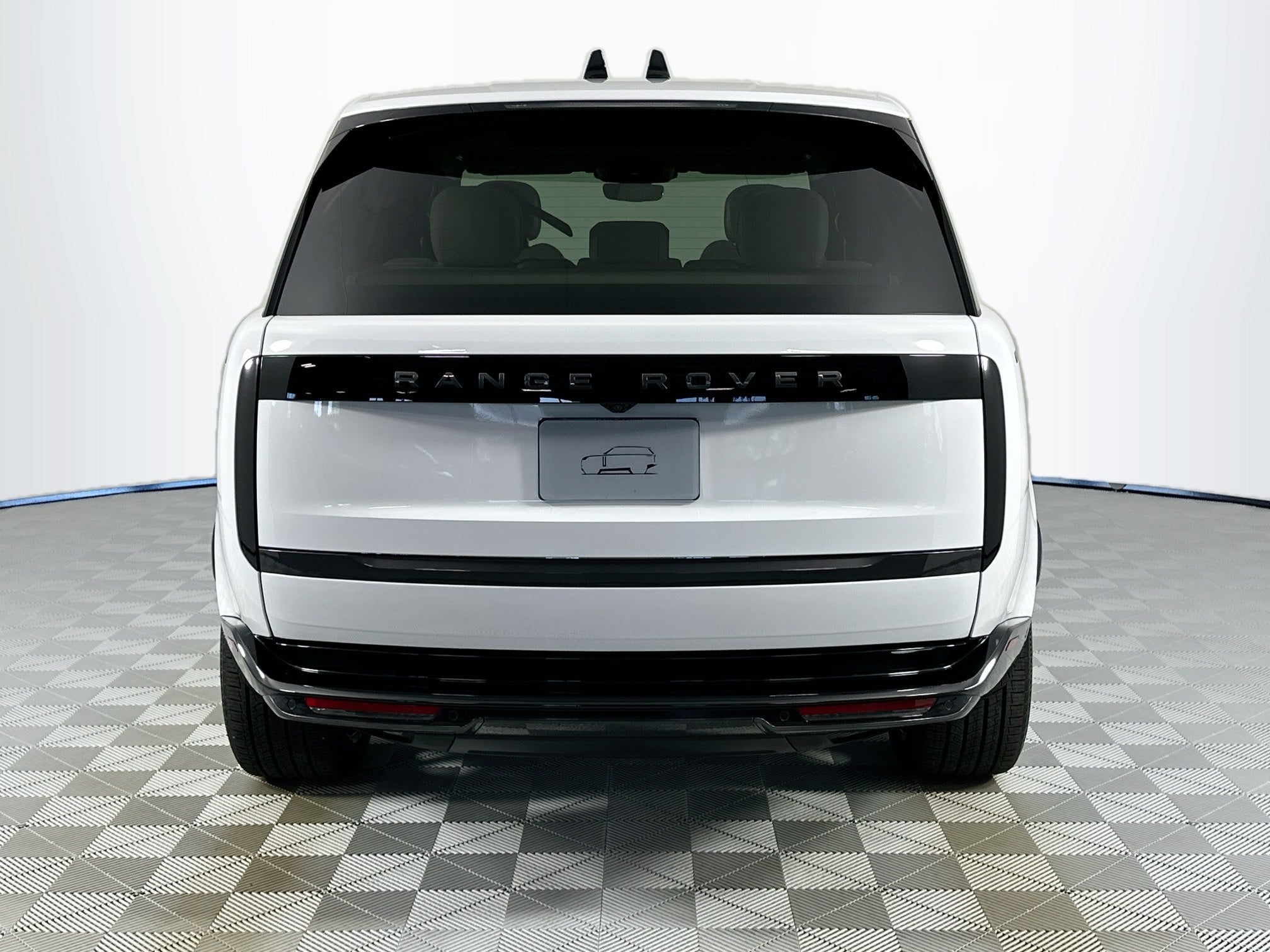 2026 Land Rover Range Rover SE