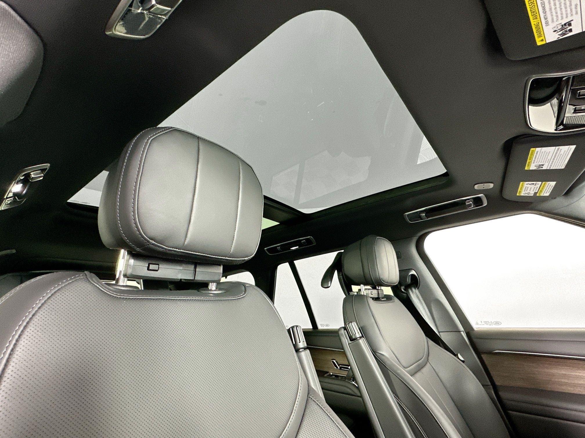 2026 Land Rover Range Rover SE