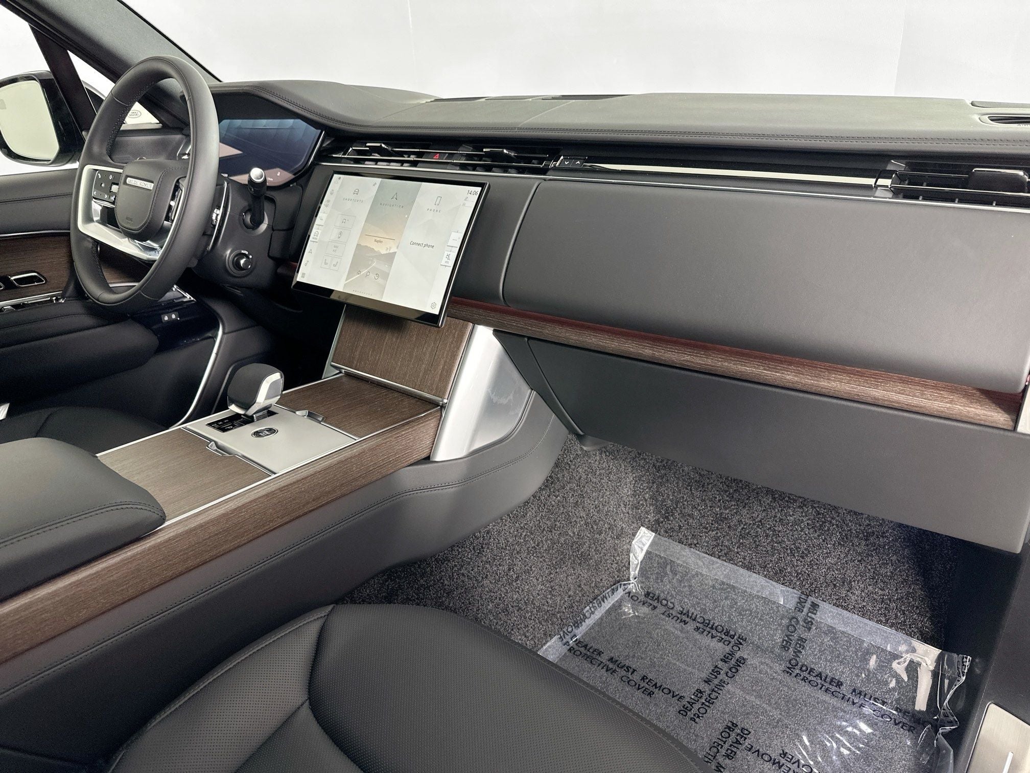2026 Land Rover Range Rover SE