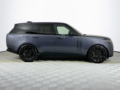 2026 Land Rover Range Rover SE