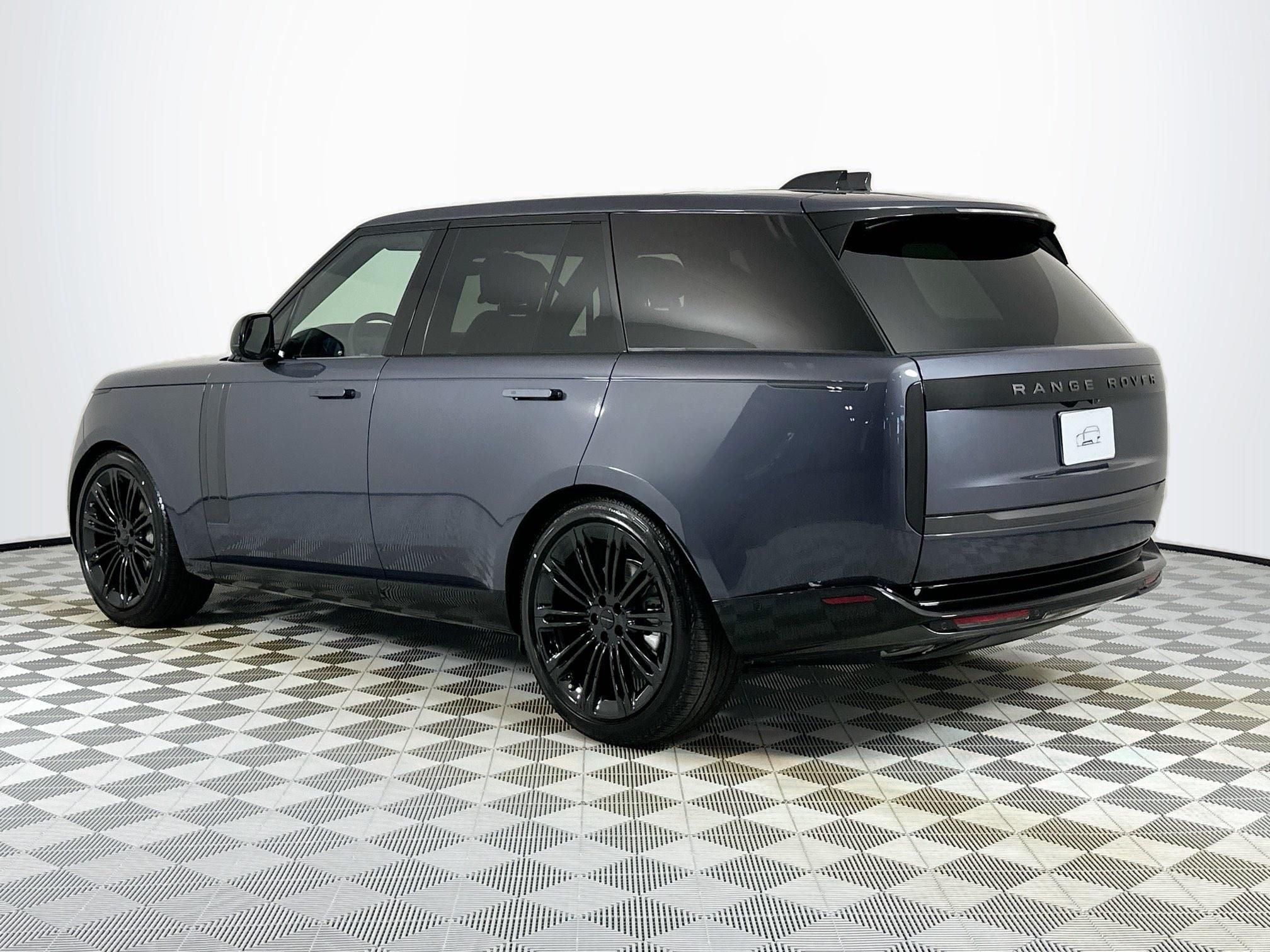 2026 Land Rover Range Rover SE