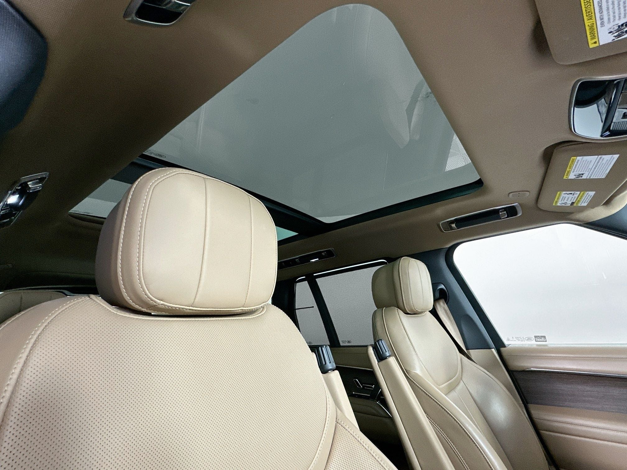 2024 Land Rover Range Rover SE