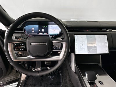 2026 Land Rover Range Rover SE