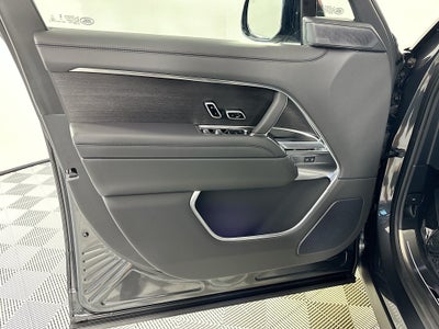 2026 Land Rover Range Rover SE