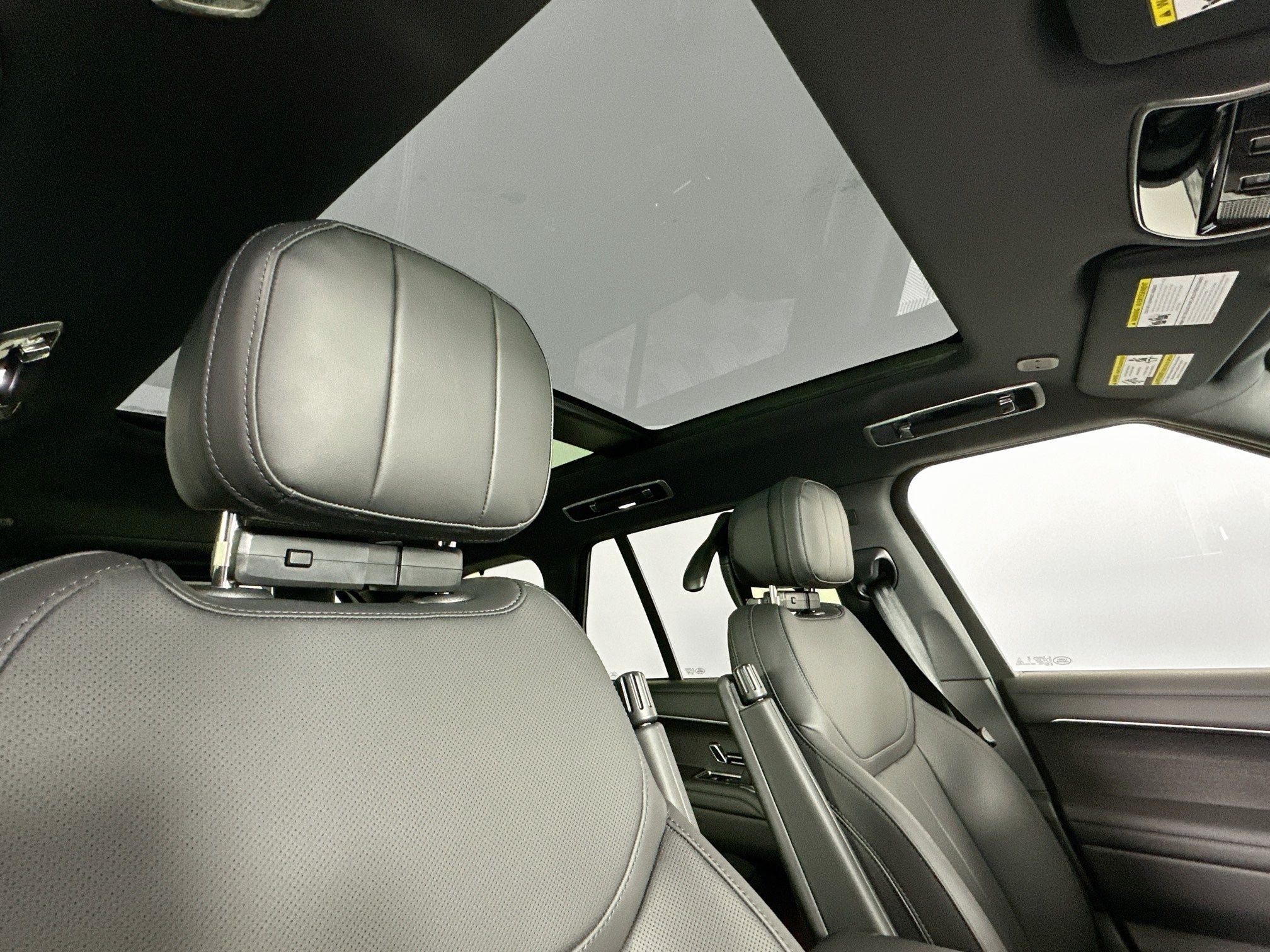 2026 Land Rover Range Rover SE