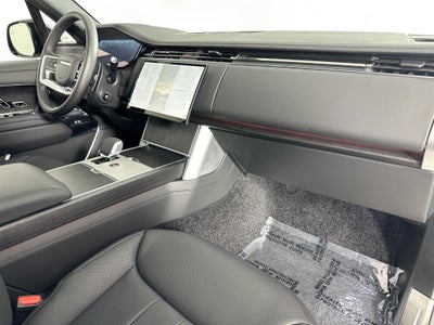 2026 Land Rover Range Rover SE